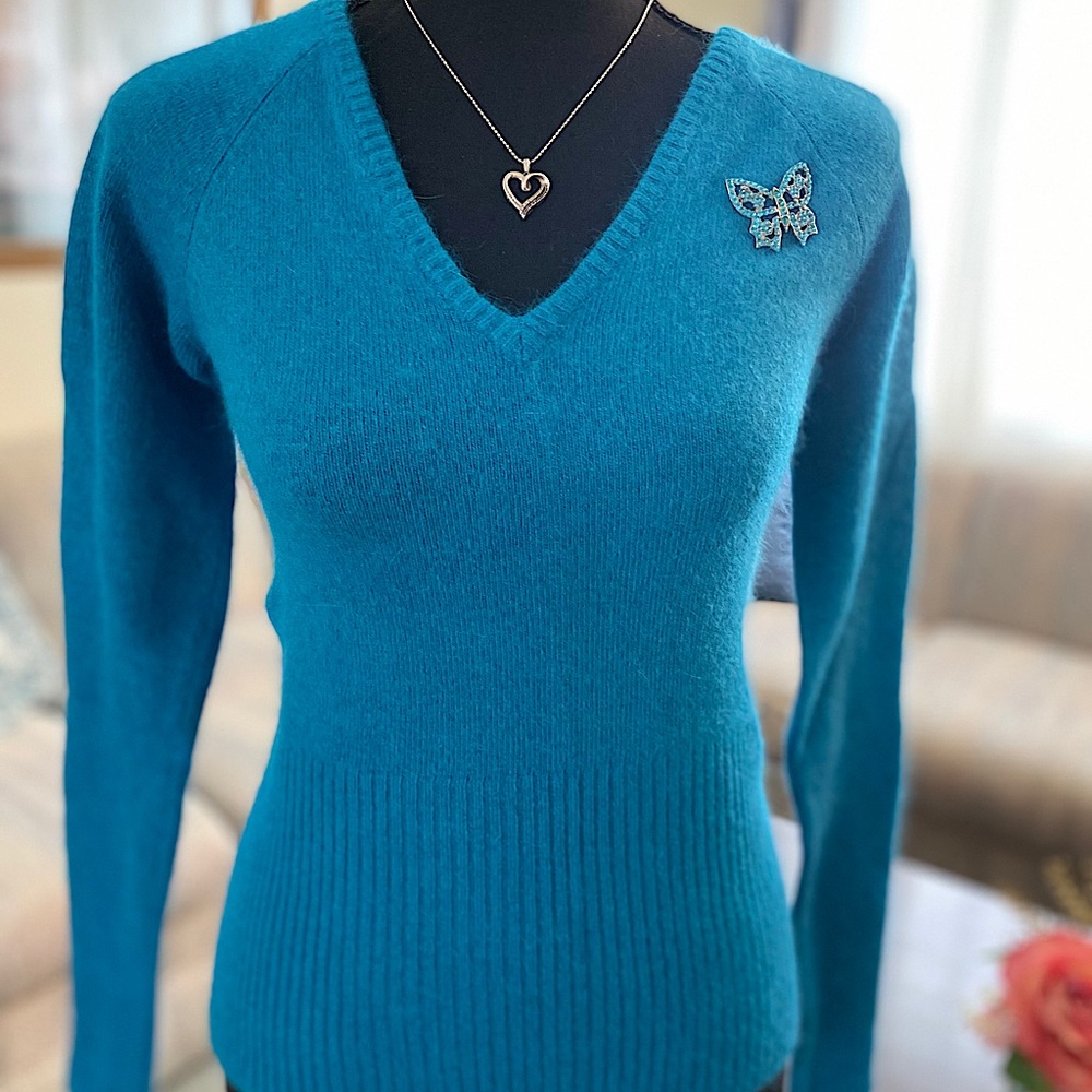 Rampage Medium Vibrant Blue V-neck Sweater